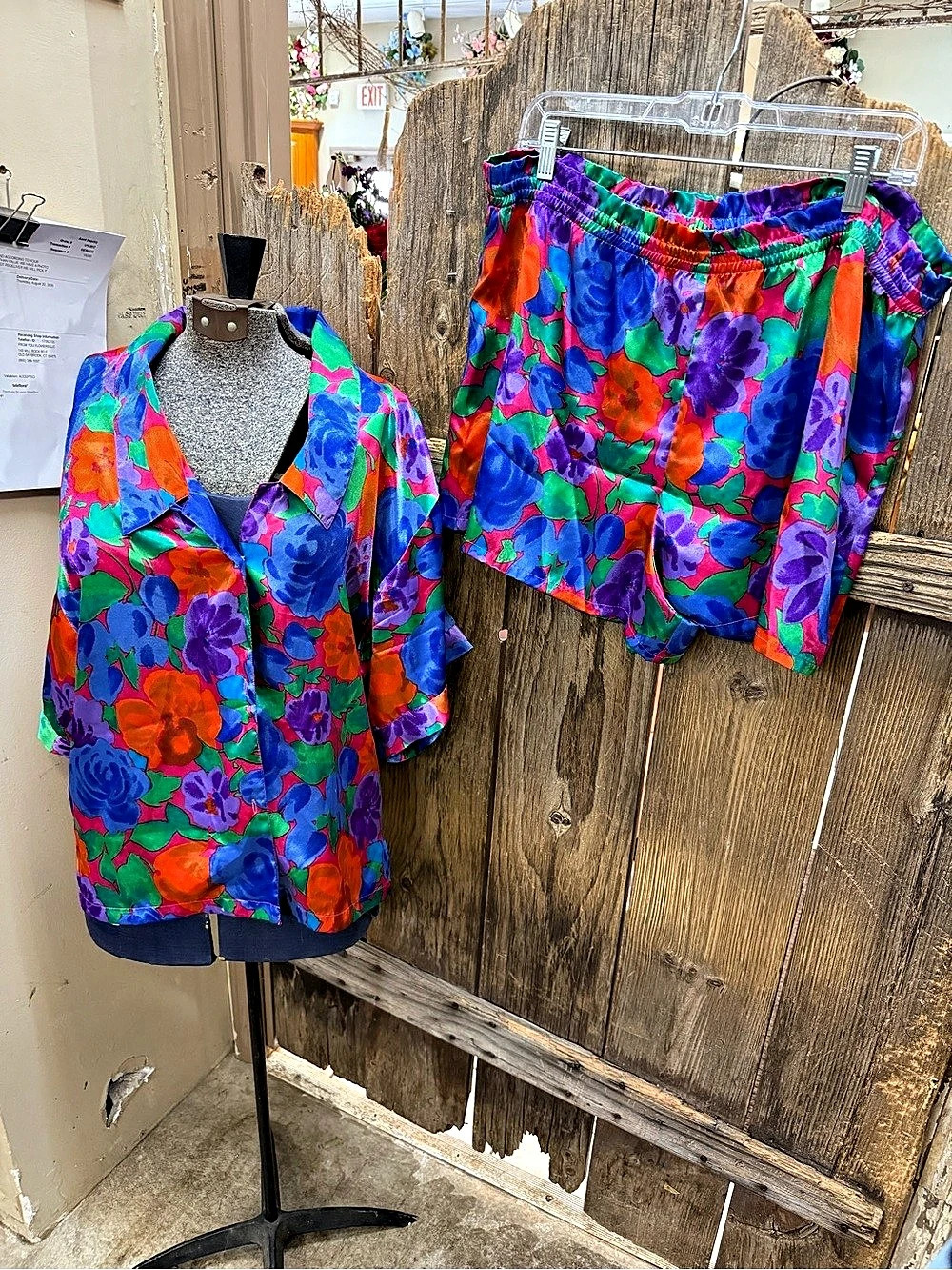 Victoria's Secret Floral Shirt & Shorts Set Blue Purple Large